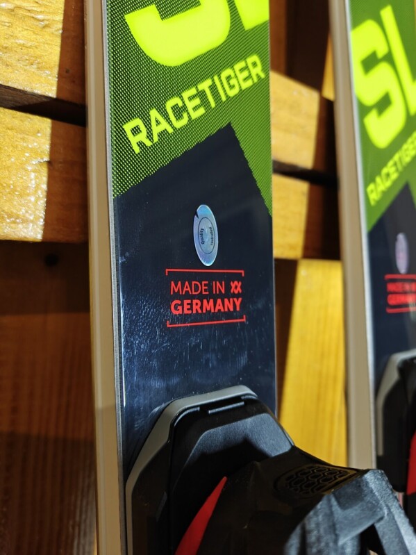 LYŽE VOLKL RACETIGER SL WORLD CUP FIS 157CM --MODEL 2025--